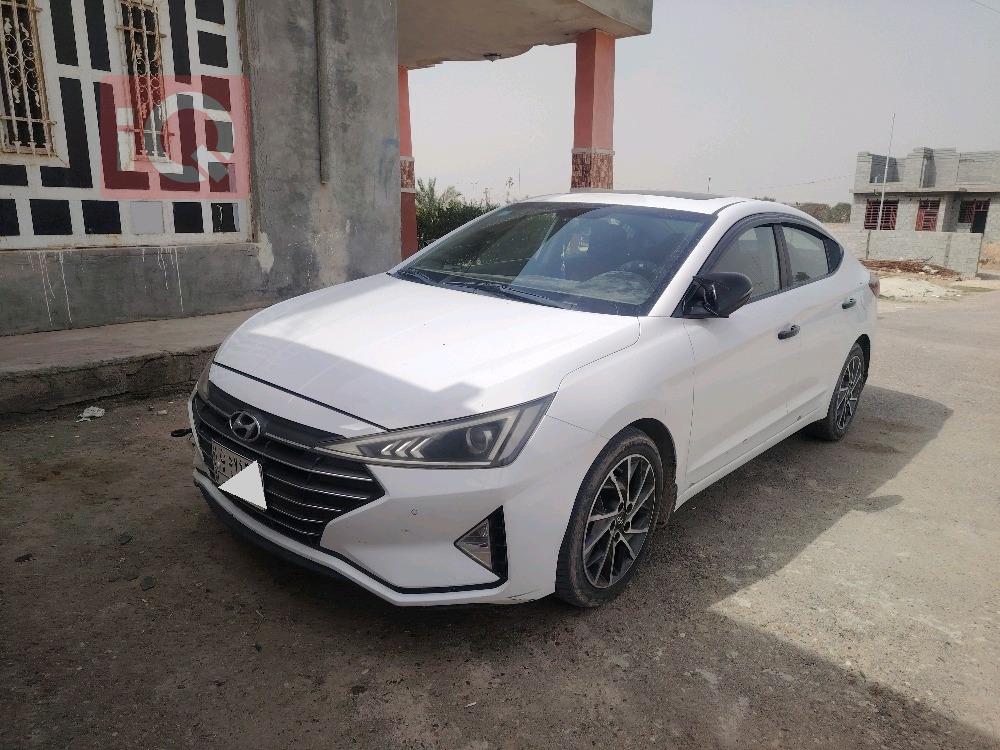 هيونداي النترا